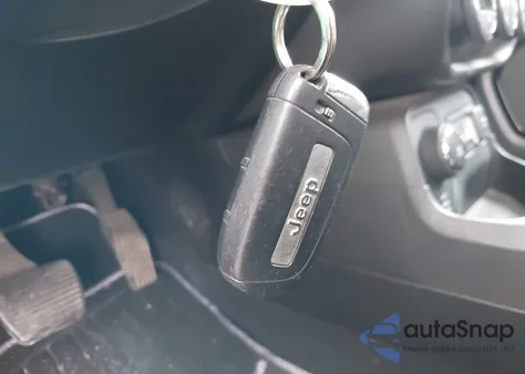 2016 Jeep Renegade Justice из США, поврежденный, VIN ZACCJBBTXGPC88790